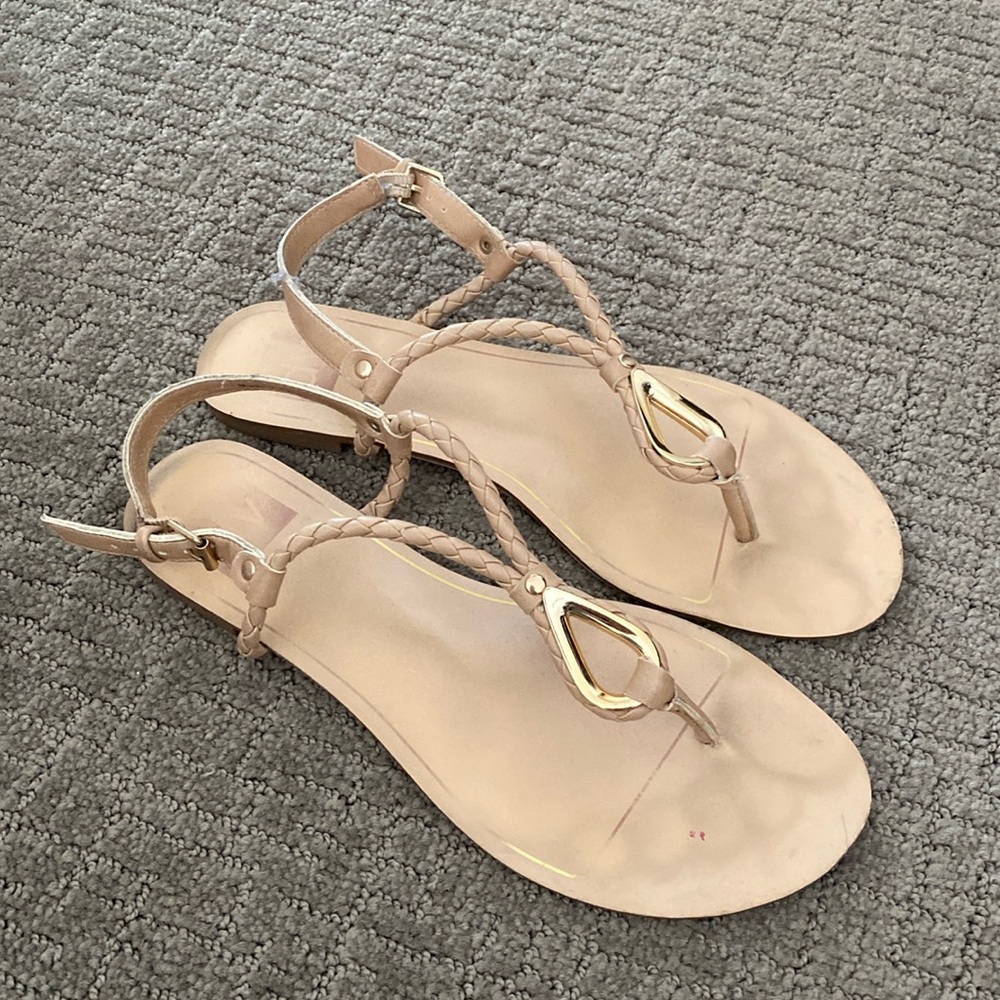 Dolce Vita tan & gold sandals